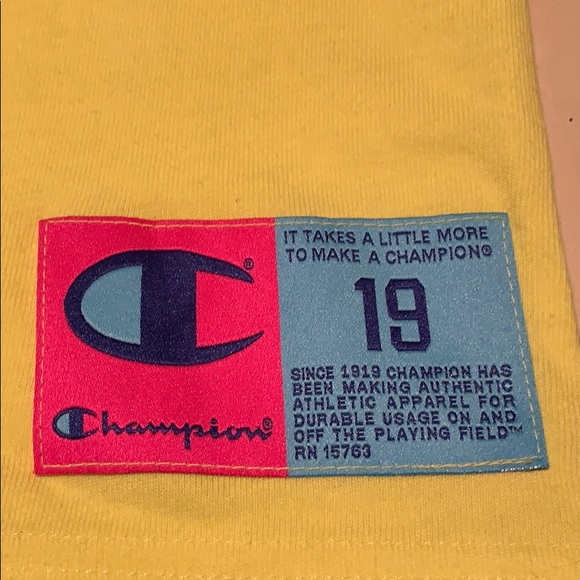Champion cropped tee - Picture 3 of 3